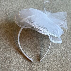 Elegant White Fascinator Headband